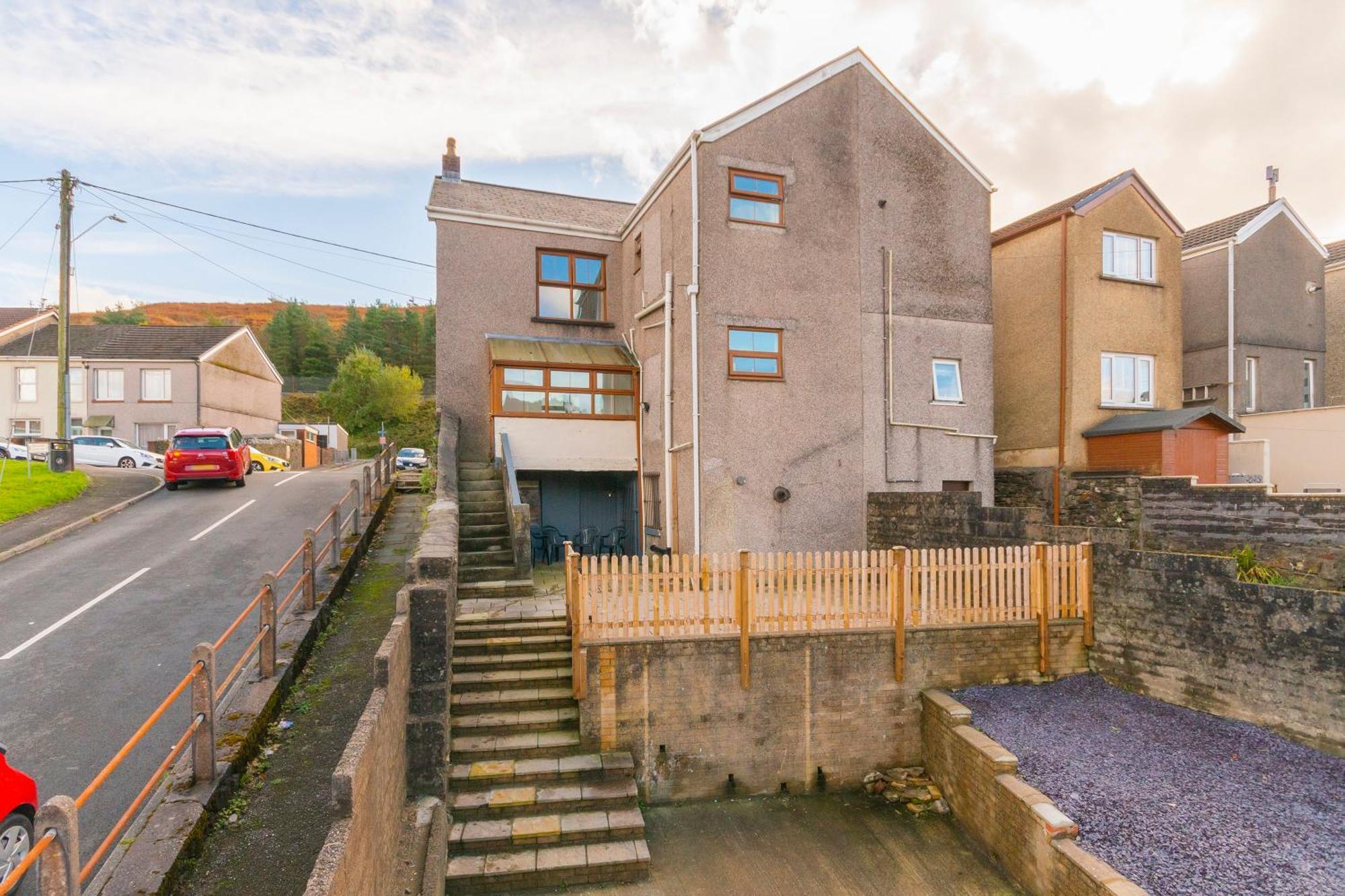 The Space Large House In Afan Forest Bike Park By Staystaycations Port Talbot Exterior photo